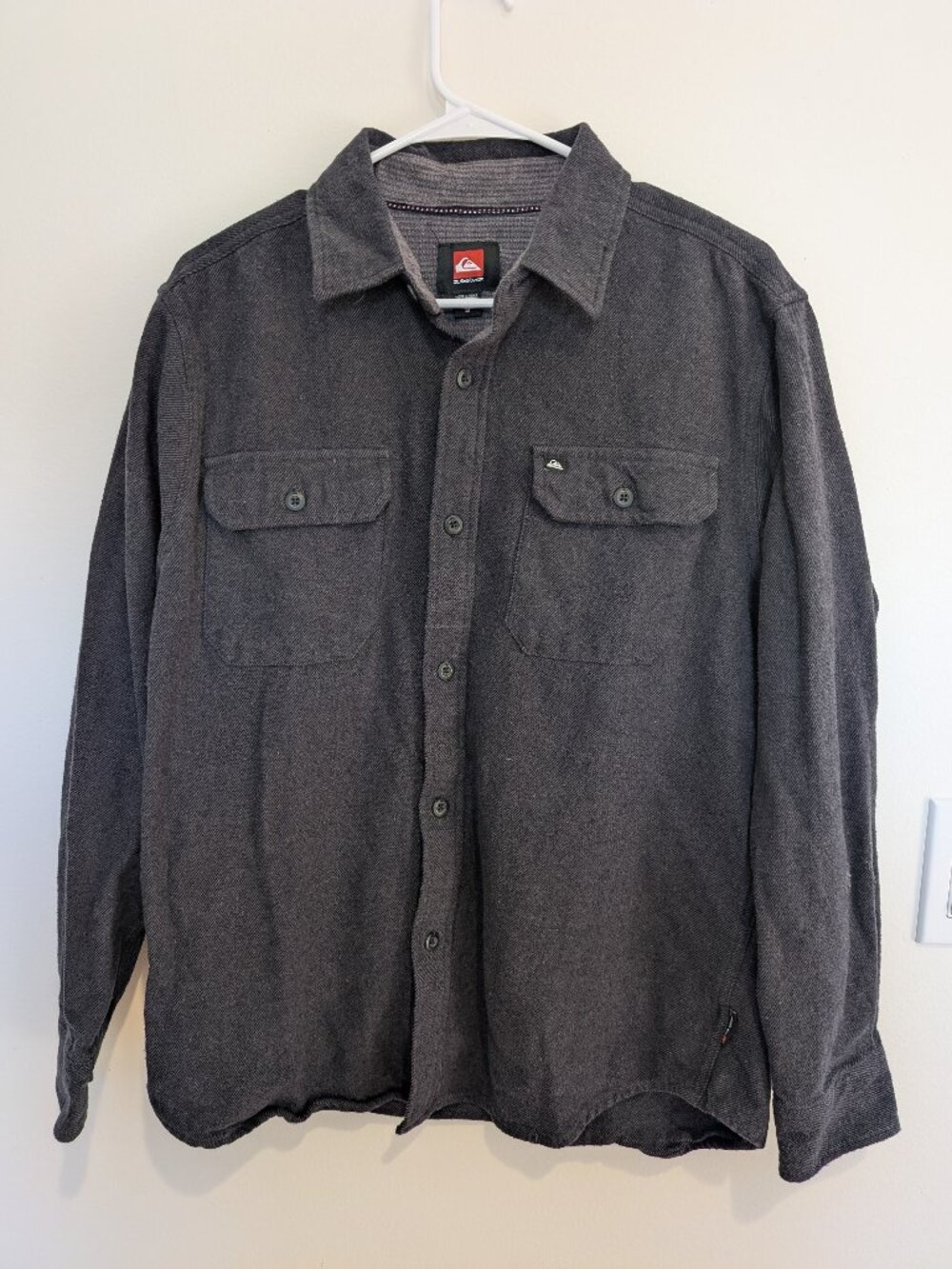 Quiksilver Flannel Long Sleeve Button Up - Size Small